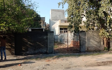 Plot For Sale in Sector 39