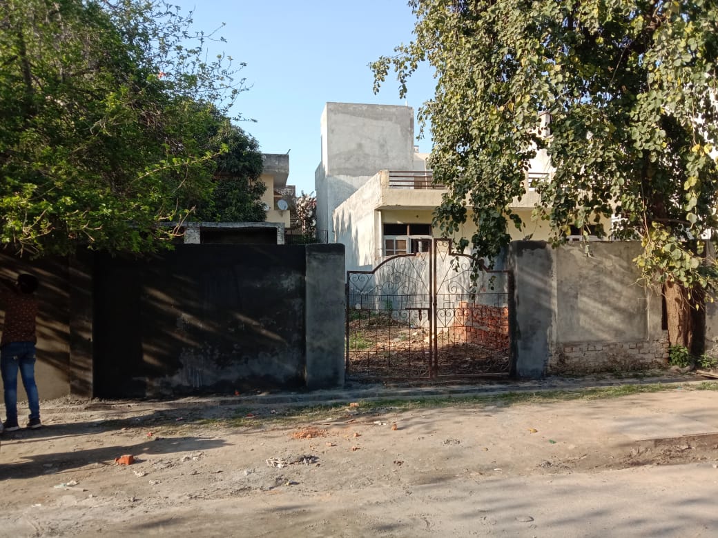 Plot For Sale in Dushyant Agarwal