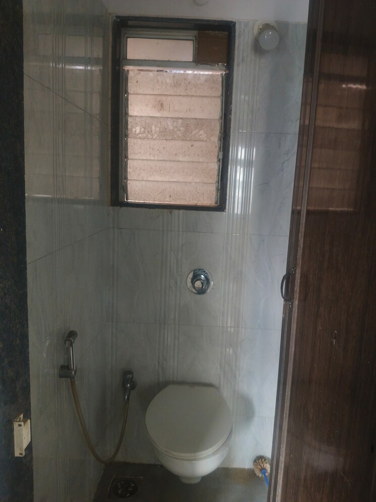 Bathroom, vihang-hills 1 Bedroom 400 Sq.Ft. Apartment In Ghodbunder Road Thane 8039153