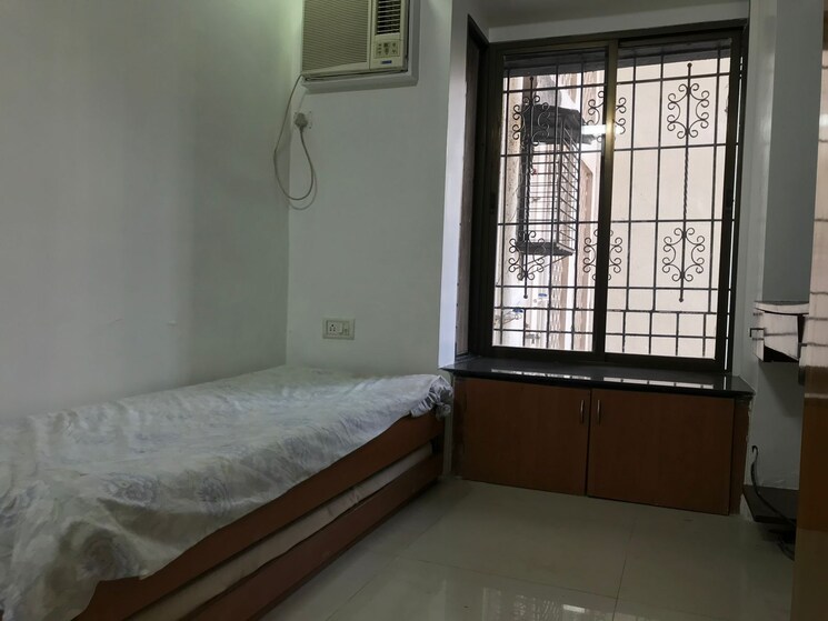 Room, sarkar-residency 1.5 Bedroom 500 Sq.Ft. Apartment In Mazgaon Mumbai 8039158