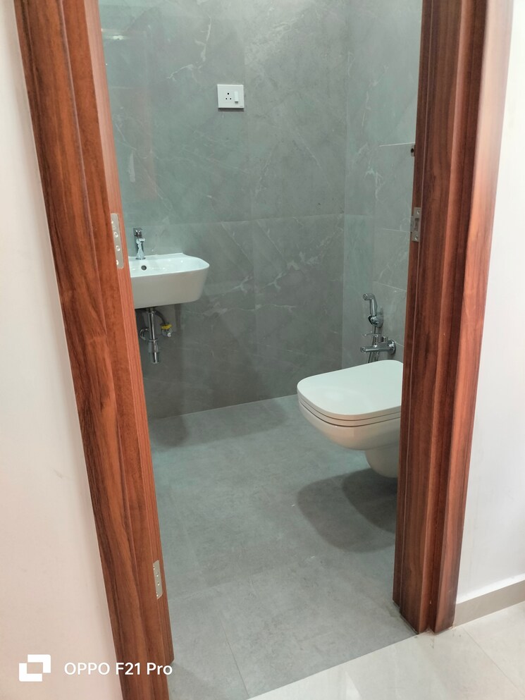 Bathroom, magna-solitaire 3 Bedroom 2390 Sq.Ft. Apartment In Peeranchuruvu Hyderabad 8039212