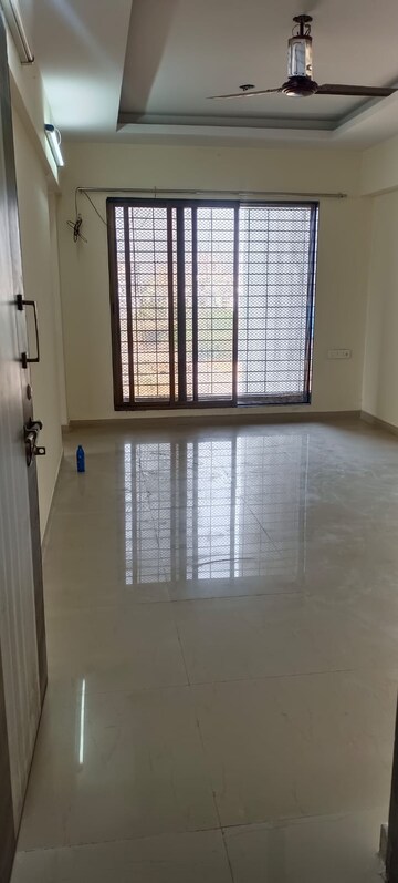 Living Room in 3 BHK Apartment at Nanak Palazzo, Kharghar – for Sale