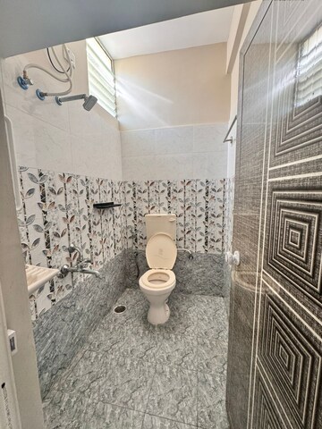 Bathroom in 2 BHK Apartment at Hsr Layout – for Rent