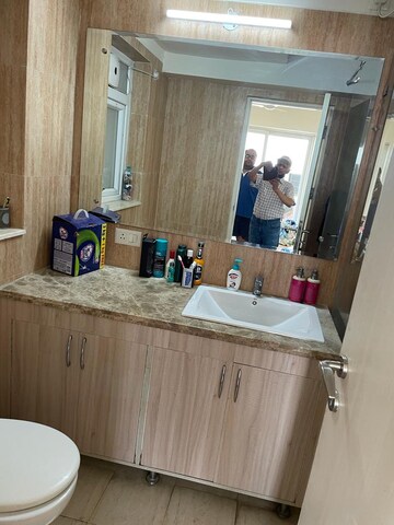 Bathroom in 3 BHK Apartment at DLF The Skycourt, Sector 86 – for Sale
