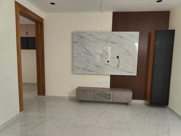 Room in 2 BHK Apartment at Risinia Skyon, Bachupally – for Rent
