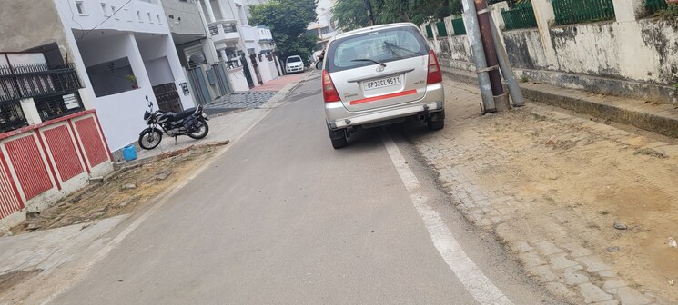  Parking, gomti nagar 4 Bedroom 1450 Sq.Ft. Independent House In Gomti Nagar Lucknow 8039338