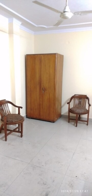 Living Room in 1 BHK Builder Floor at Chittaranjan Park – for Rent