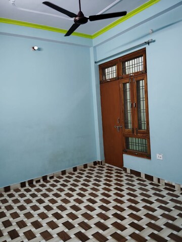 Room in 2 BHK Independent House at Adil Nagar – for Rent