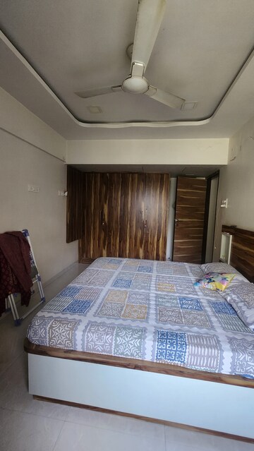 Bedroom in 2 BHK Apartment at Andheri West – for Sale