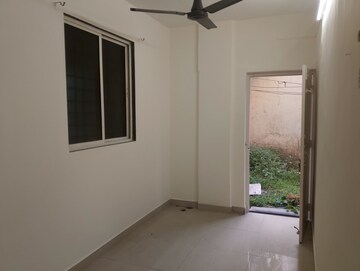 Room in 1.5 BHK Builder Floor at Anand Nagar – for Rent
