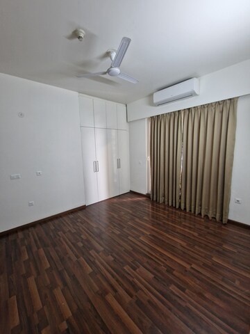 Bedroom in 3 BHK Apartment at Microtek Greenburg, Sector 86 – for Rent
