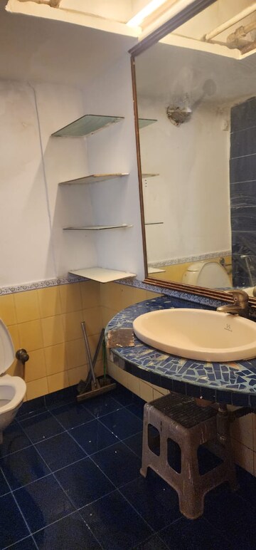 Bathroom in 3 BHK Apartment at Lodha Bel Air, Jogeshwari West – for Sale