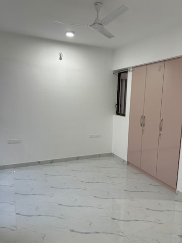 Room in 2 BHK Apartment at Raymond Ten X Era, Pokhran Road No 1 – for Rent