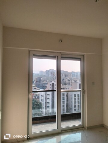 Room in 1 BHK Apartment at Sunshree C2, Nibm – for Rent