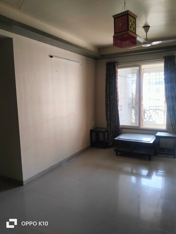 Room in 2 BHK Apartment at Sai Dwarkamai CHS, Kondhwa – for Rent