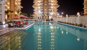 Swimming Pool in 3.5 BHK Apartment at SS The Leaf, Sector 85 – for Sale