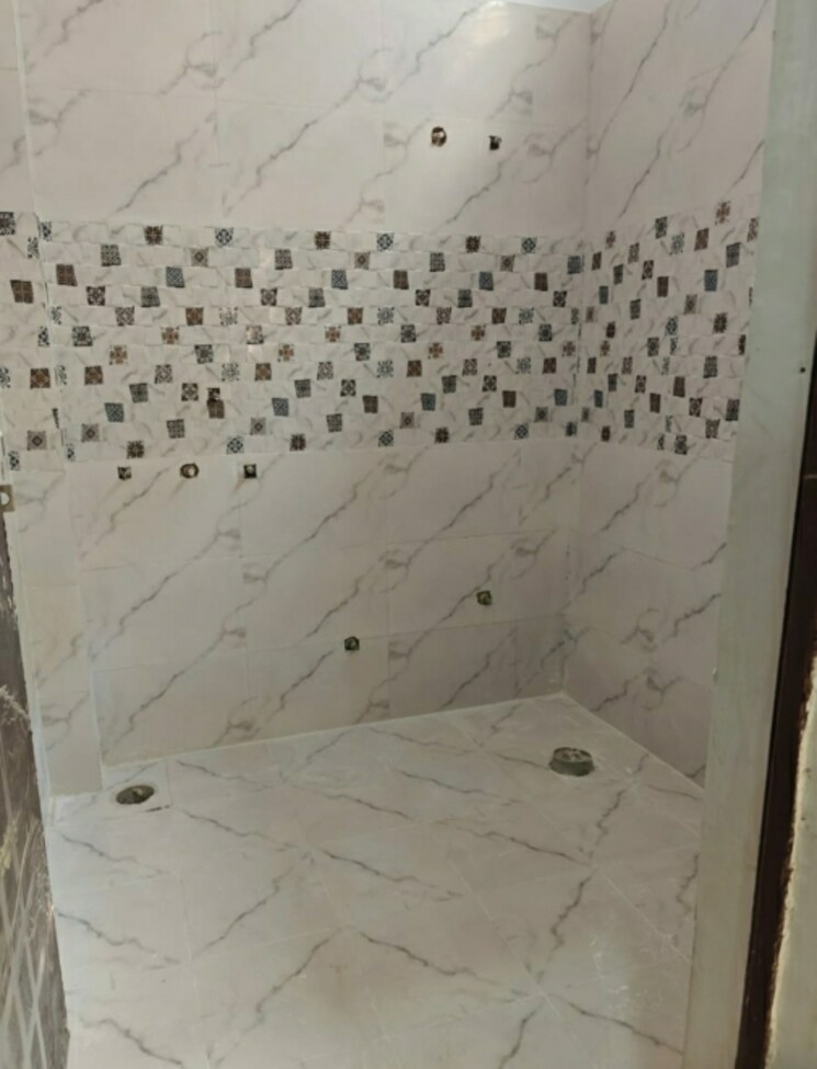 Bathroom, indira nagar 3 Bedroom 1067 Sq.Ft. Independent House In Indira Nagar Lucknow 8039643