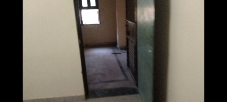 Room, vasundhara sector 1 2.5 Bedroom 75 Sq.Mt. Builder Floor In Vasundhara Sector 1 Ghaziabad 8039683