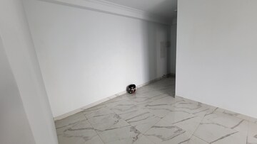 Room in 2 BHK Apartment at Risland The Icon, Dhokali – for Rent