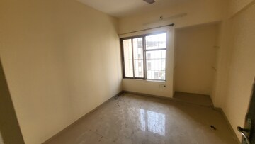 3 BHK Apartment For Rent in Twinkle Towers CHS Kailash Nagar Thane  8039713