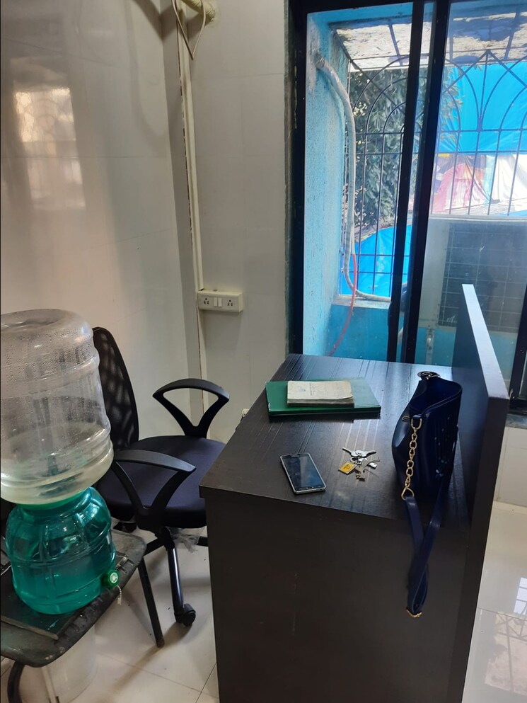 Team Area, shree-amruteshwar-nivas Commercial Office Space 2400 Sq.Ft. In Kolshet Thane 8039760