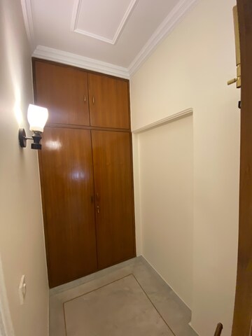 Room in 3 BHK Builder Floor at Gulmohar Park – for Rent
