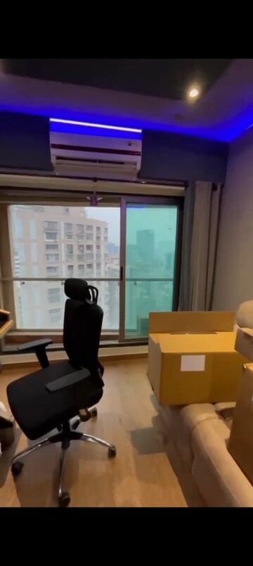Master Bedroom in 3 BHK Apartment at Lashkaria Empress, Andheri West – for Rent