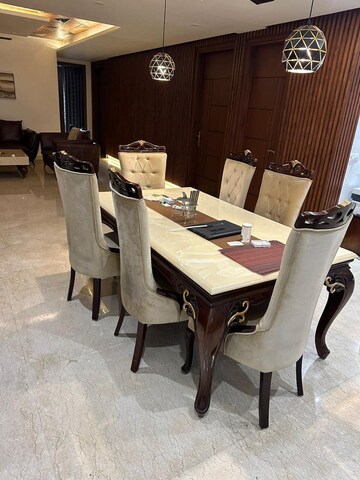 Master Bedroom in 4 BHK Builder Floor at DLF Square, Sector 25 – for Rent