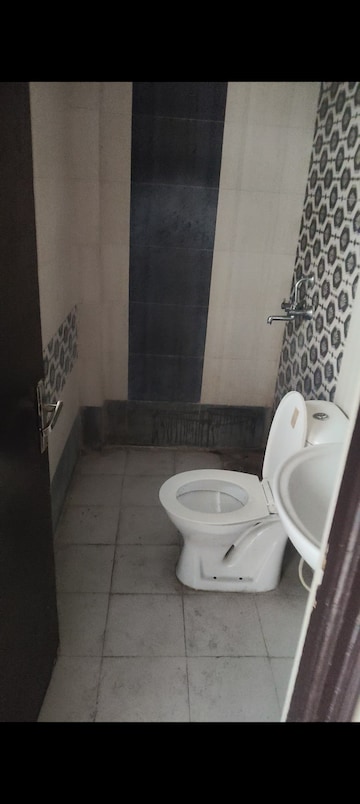 Master Bedroom in 2 BHK Apartment at Proview Officer City, Raj Nagar Extension – for Rent