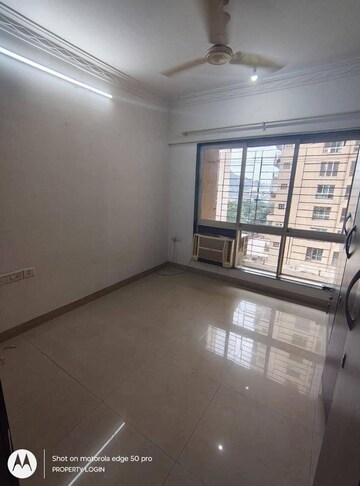 Room in 3 BHK Apartment at Yarrow Yucca Vinca, Chandivali – for Sale