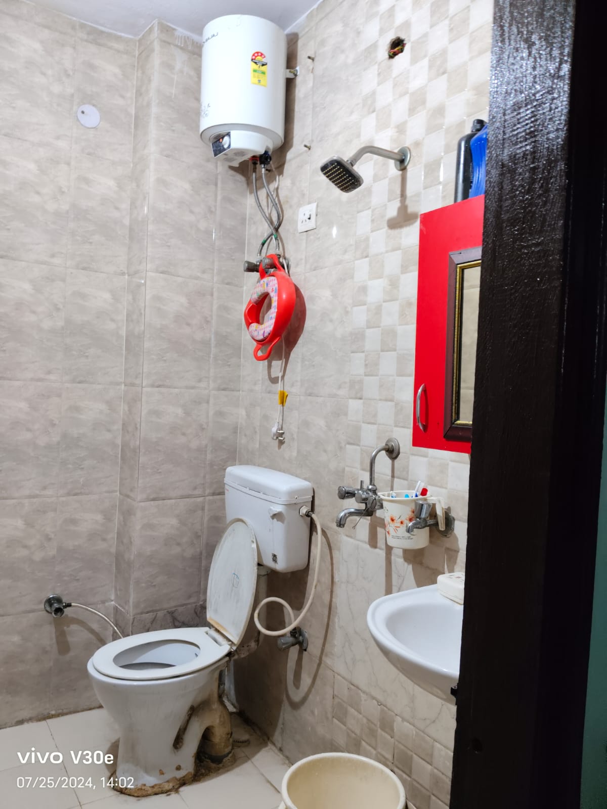 2.5 BHK Builder Floor For Sale in Achrya Niketen Mayur Viha