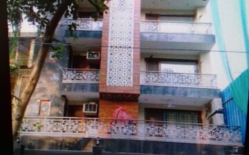3 BHK Builder Floor For Rent in Nizamuddin