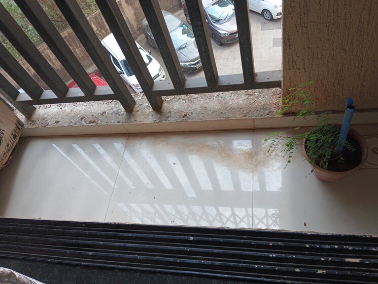 Balcony, raunak-unnathi-woods-phase-7-a-and-b 1 Bedroom 380 Sq.Ft. Apartment In Ghodbunder Road Thane 8039890