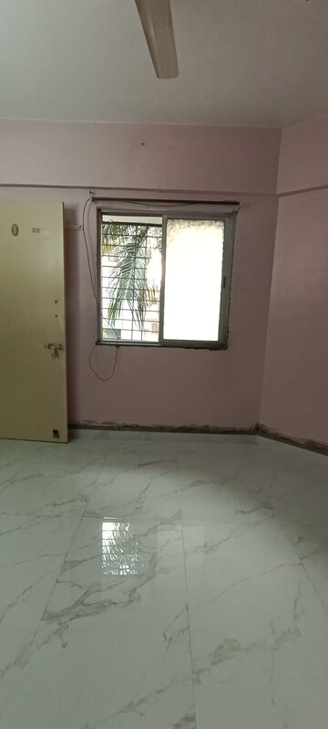 Room in 1 BHK Apartment at Kute Vrundavan Society, Akurdi – for Rent