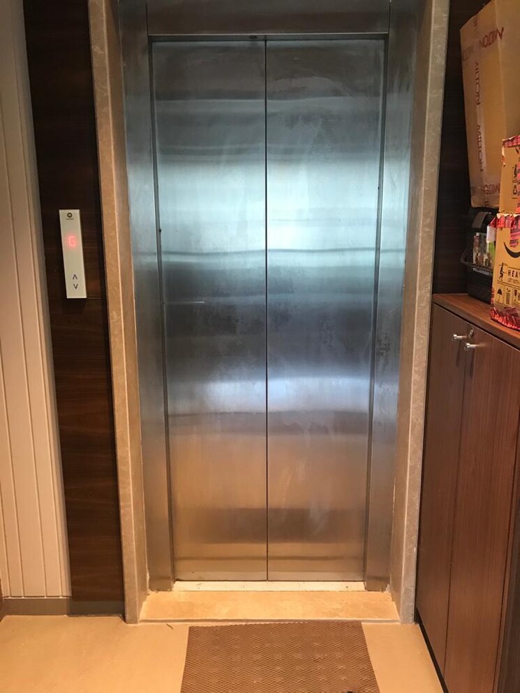 Bathroom, hillslope-chs 2 Bedroom 790 Sq.Ft. Apartment In Pali Hill Mumbai 8039931