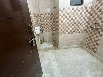 Balcony in 3 BHK Builder Floor at Palm Residency Chhatarpur, Chattarpur – for Rent