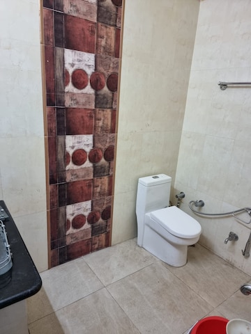 Bathroom in 4 BHK Independent House at Rajpur Road – for Rent