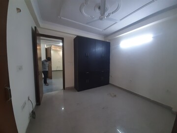 Room in 3 BHK Builder Floor at Palm Residency Chhatarpur, Chattarpur – for Rent