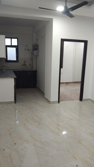 Room in 2 BHK Builder Floor at Lucky The Palm Valley, Sector 1 Greater Noida – for Sale