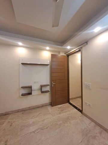 Room in 2 BHK Apartment at Freedom Fighters Enclave – for Rent