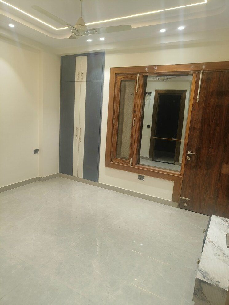Room, shakti khand 3 Bedroom 1390 Sq.Ft. Builder Floor In Shakti Khand Ghaziabad 8040050