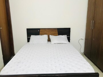 Room in  Pg at Karol Bagh – for Rent