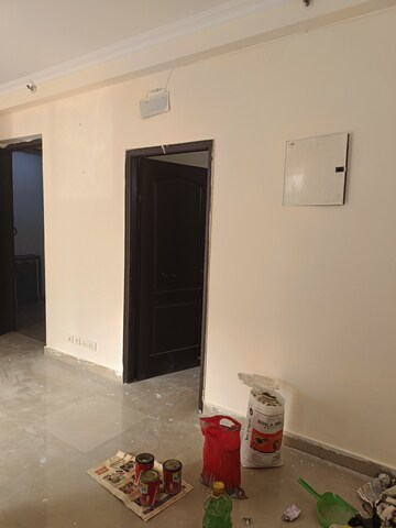 Bathroom in 2 BHK Apartment at Amrapali Silicon City, Sector 76 – for Rent