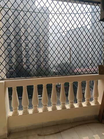 2 BHK Apartment – Exterior View View at Amrapali Silicon City, Sector 76 - for Rent
