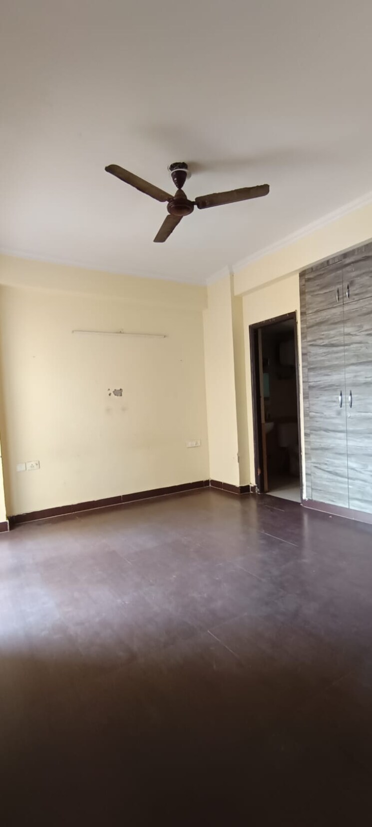 Room, amrapali-silicon-city 3 Bedroom 1835 Sq.Ft. Apartment In Sector 76 Noida 8040099