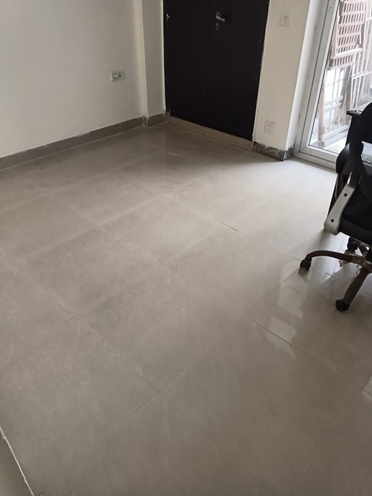 Master Bedroom, amrapali-silicon-city 3 Bedroom 1545 Sq.Ft. Apartment In Sector 76 Noida 8040104