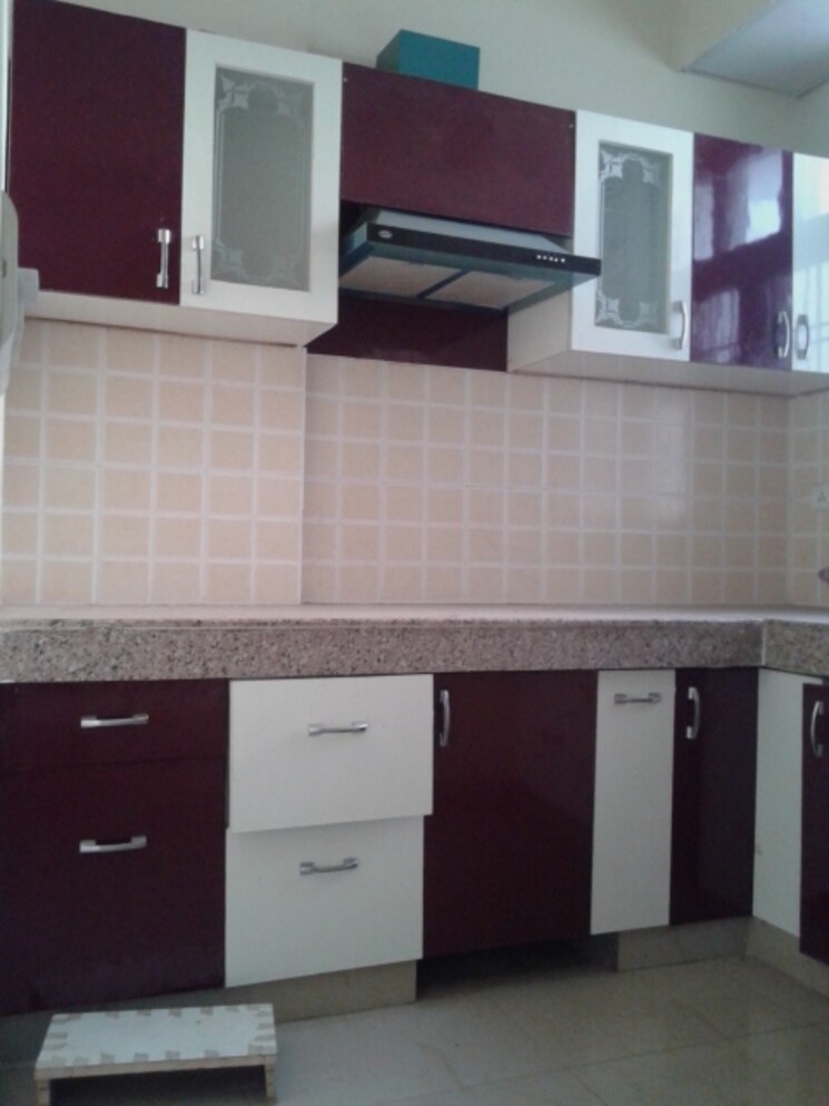 Kitchen, srs-royal-hills 3 Bedroom 950 Sq.Ft. Apartment In Sector 87 Faridabad 8040111