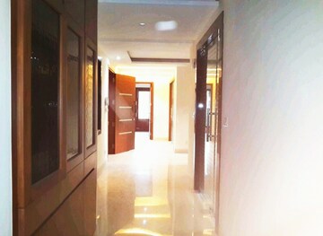 Building Lobby in 3 BHK Builder Floor at Panchsheel Enclave – for Rent