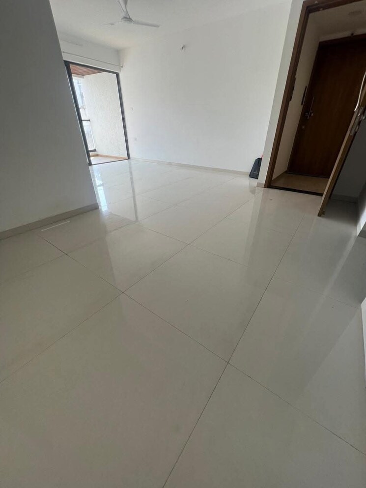 Master Bedroom, majestique-signature-towers 3 Bedroom 1197 Sq.Ft. Apartment In Balewadi Pune 8040234