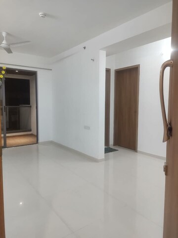 Room in 3 BHK Apartment at Majestique Signature Towers, Balewadi – for Rent